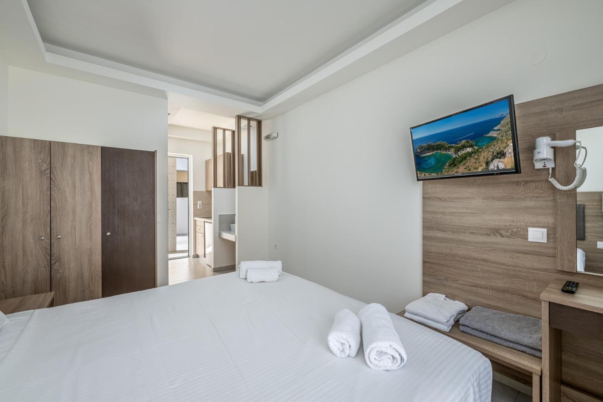 Patricia Suites Фаліракі Екстер'єр фото